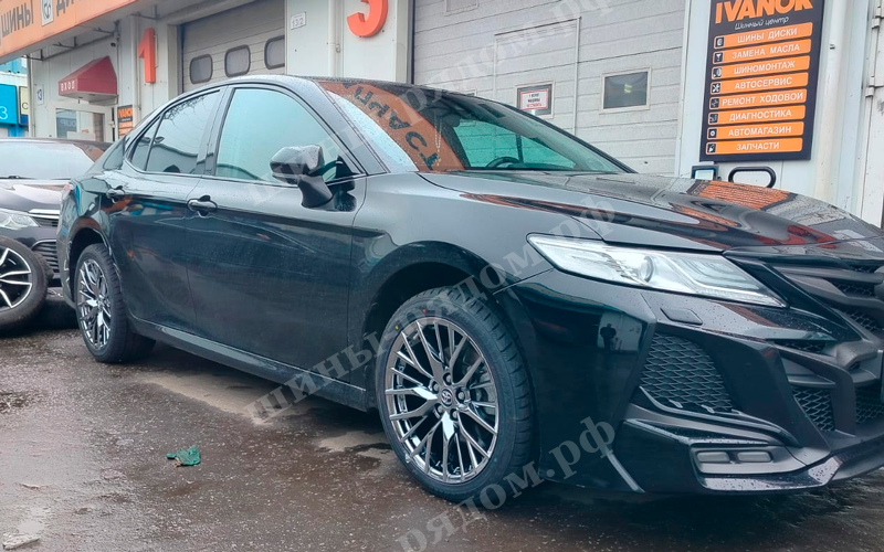 Легковые шины AutoGreen Super Sport Chaser SSC5 235/45R17