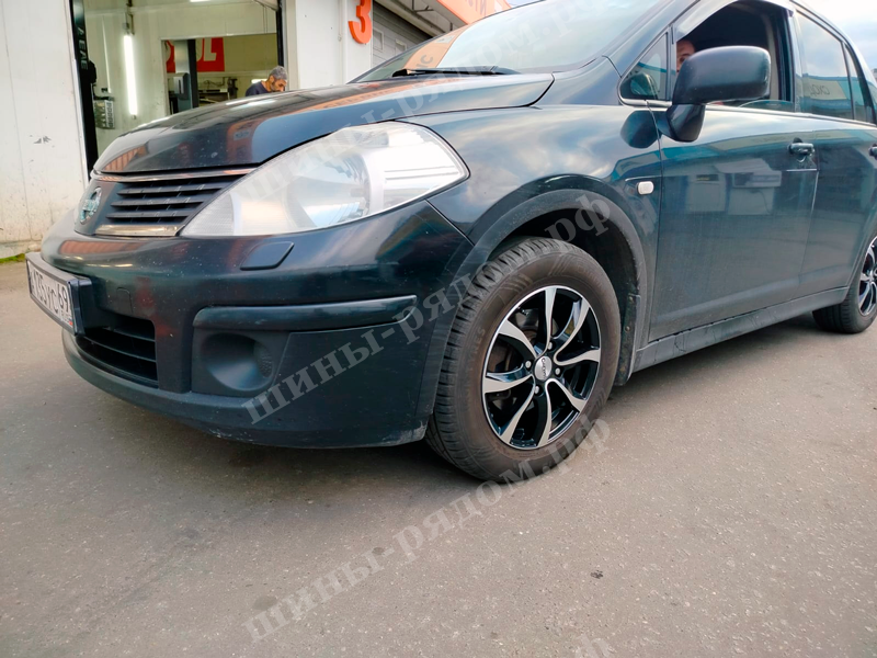 Carwel Омикрон + Nissan Tiida. 