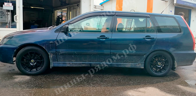 Cross Street CR-16 + Mitsubishi Lancer 