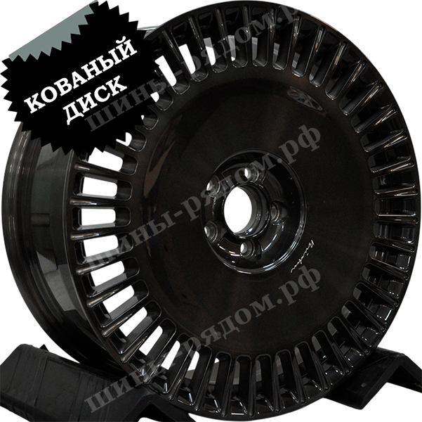 Brusched Gloss Black 