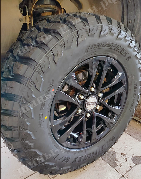 NEO 732 + LandSpider Wildtraxx M/T 265/70R17 + L200. 