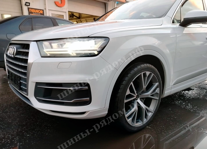 Replay A117 + Ovation Ecovision VI-388 + Audi Q7 