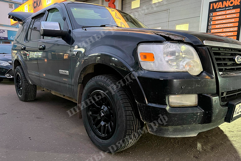 Powcan Y5369 + Ikon Tyres Character Snow 2 + Ford Explorer 