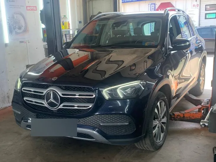 Mercedes-Benz