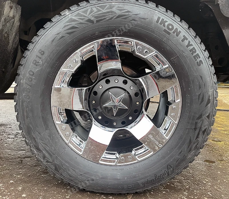  Ikon Tyres Autograph Ice 9 285/60R18 