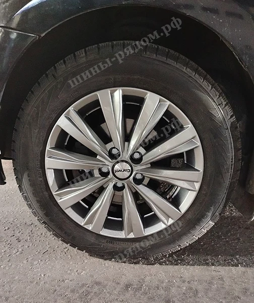  Ikon Tyres Character Snow 2 185/65R15 