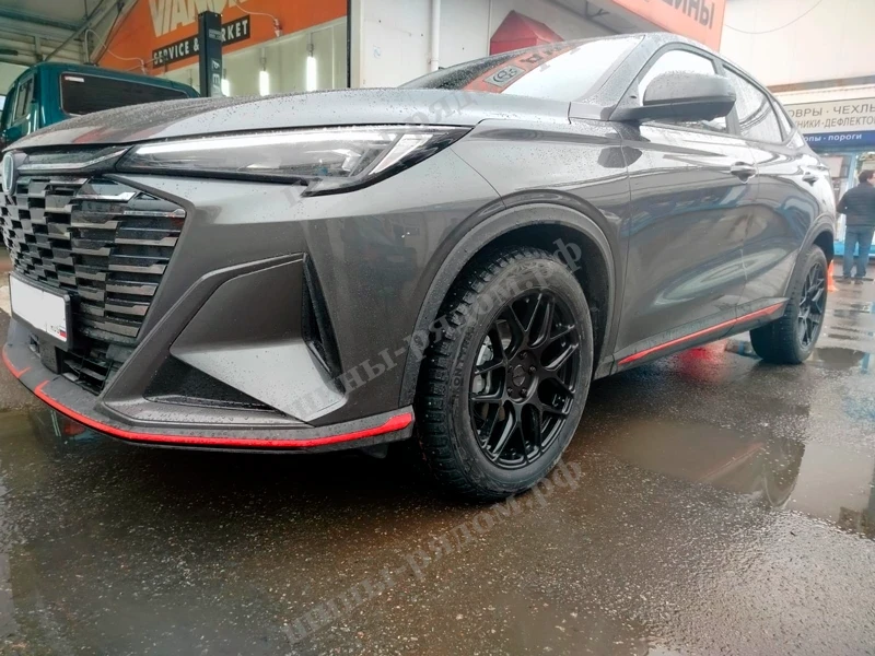  Ikon Tyres Autograph Ice 9 225/55R18 