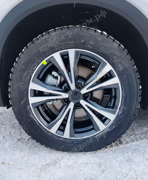  Ikon Tyres Character Ice 7 225/60R18 