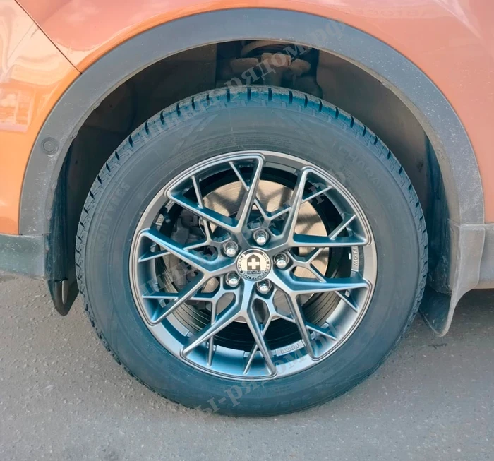  Ikon Tyres Character Aqua 235/55R17 