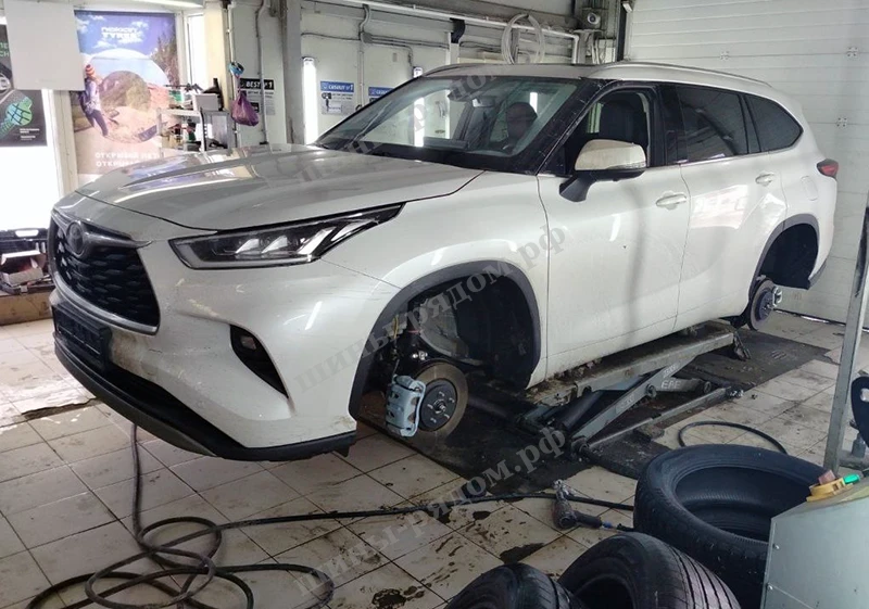  Ikon Tyres Autograph Snow 3 235/55R20 