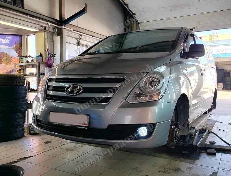  Ikon Tyres Autograph Aqua 3 235/55R18 
