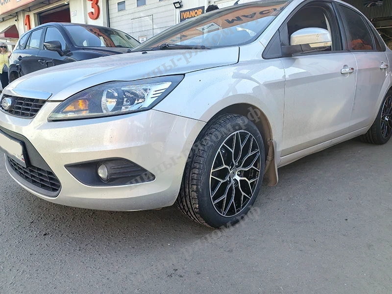  Ikon Tyres Character Ultra 205/50R17 