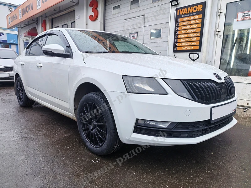  Ikon Tyres Character Ultra 205/55R16 