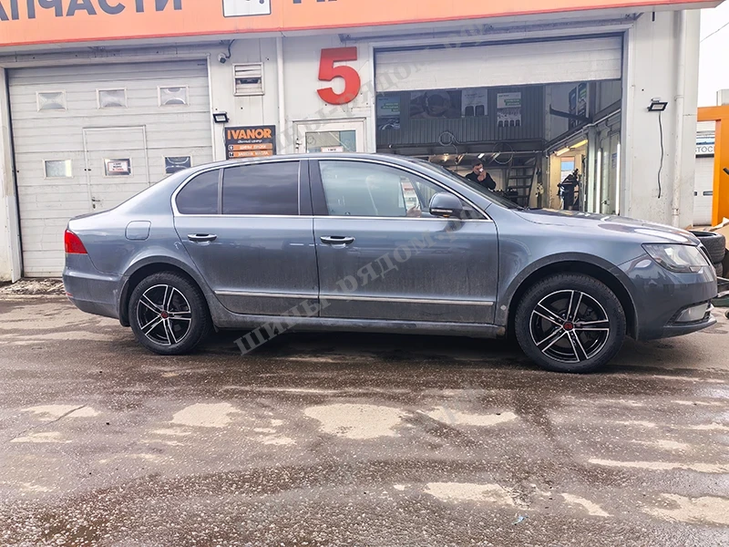  Ikon Tyres Autograph Aqua 3 205/55R16 