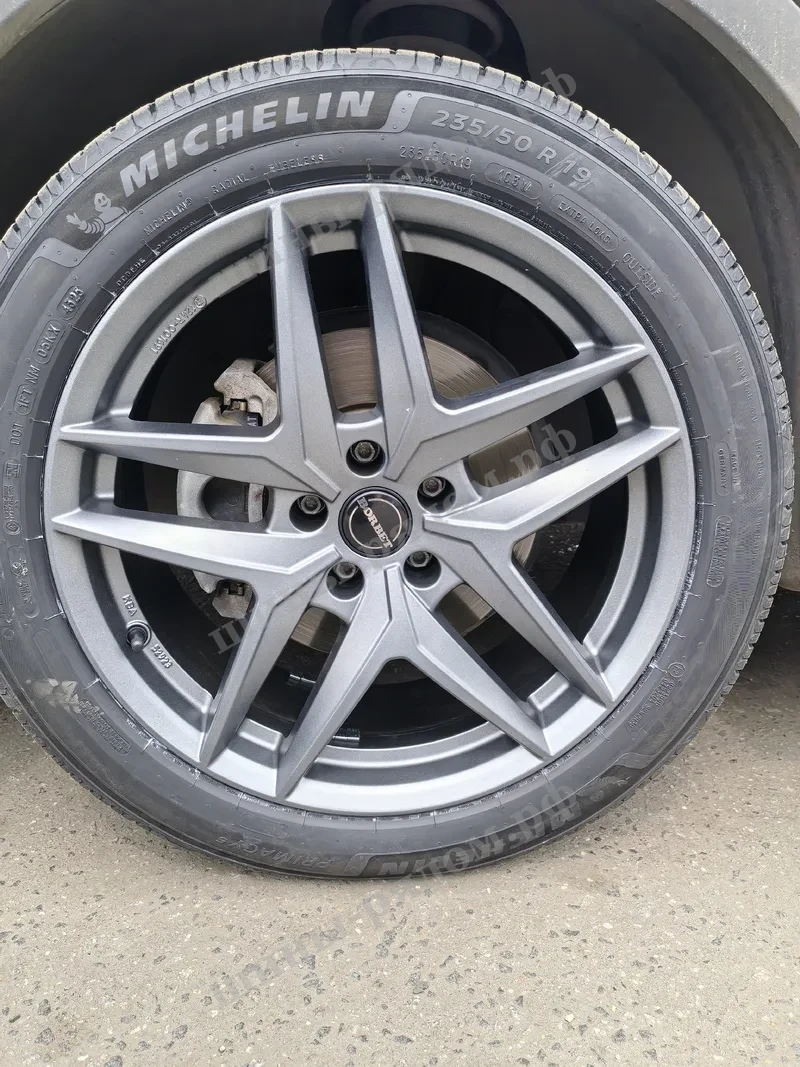  Michelin Primacy 5 235/50R19 