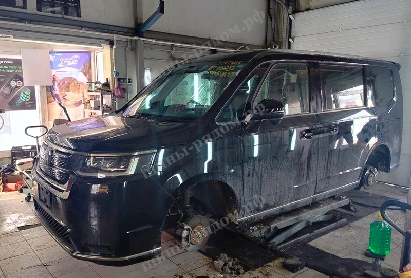 работа по авто Шиномонтаж