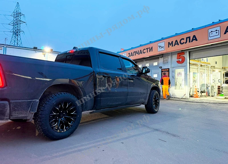 работа по авто Шиномонтаж