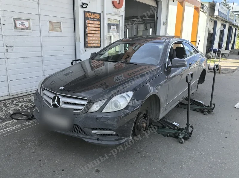 работа по авто Шиномонтаж