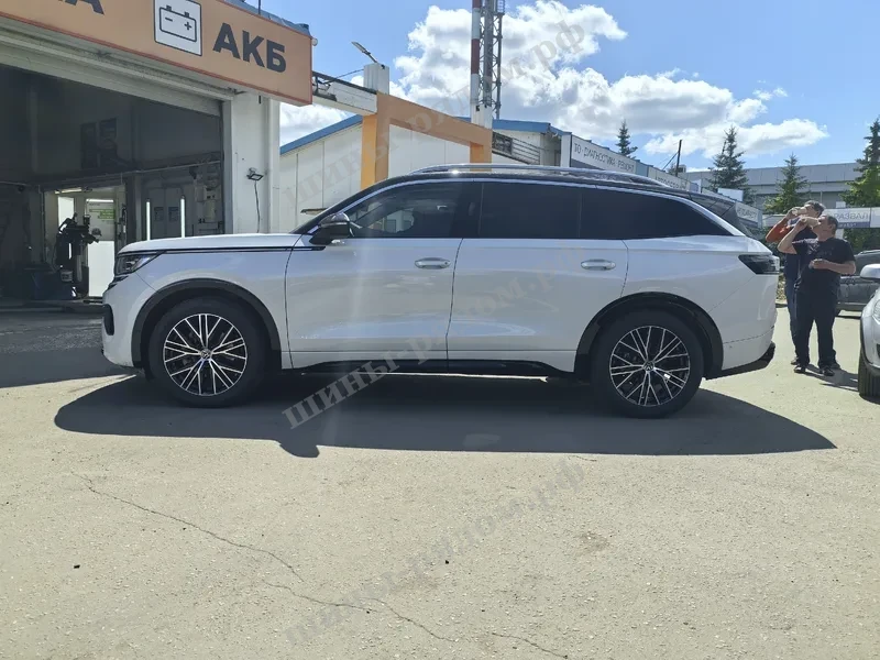 работа по авто Шиномонтаж